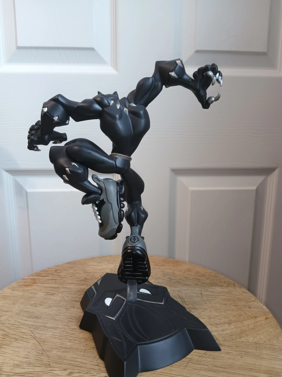 Black Panther Collectible Figure from Unruly Industries - photo 3