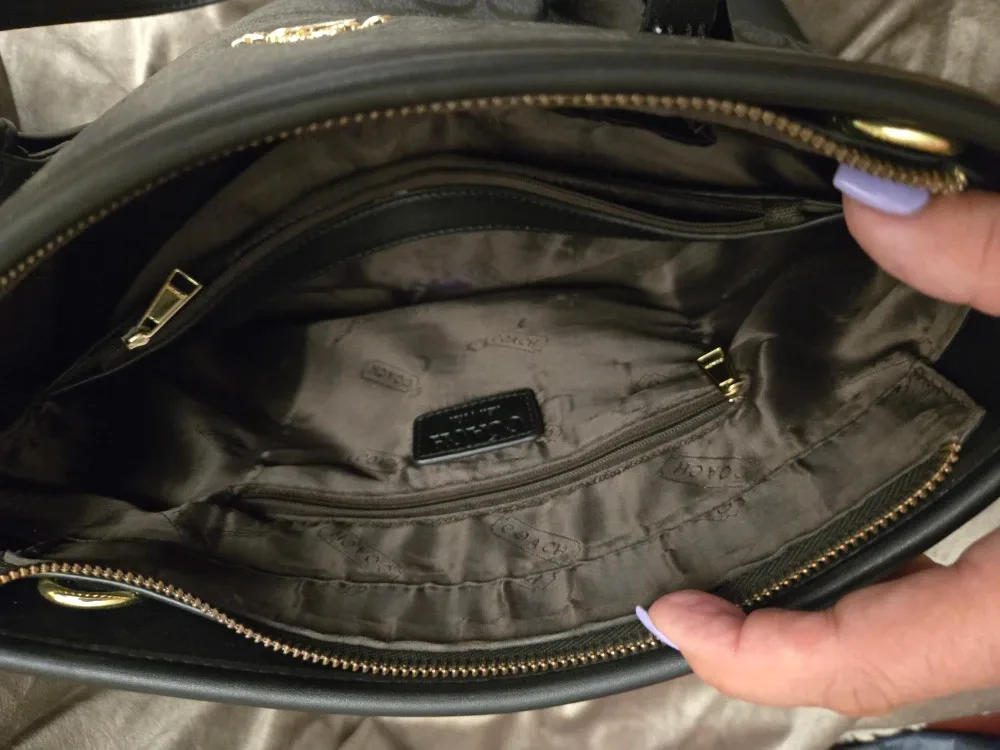 Coach Black/Grey Signature Tote Bag image indicator(2)