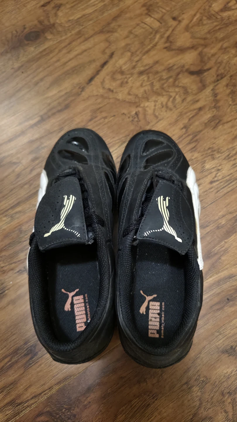 Puma Black Soccer Shoes for women - photo 2