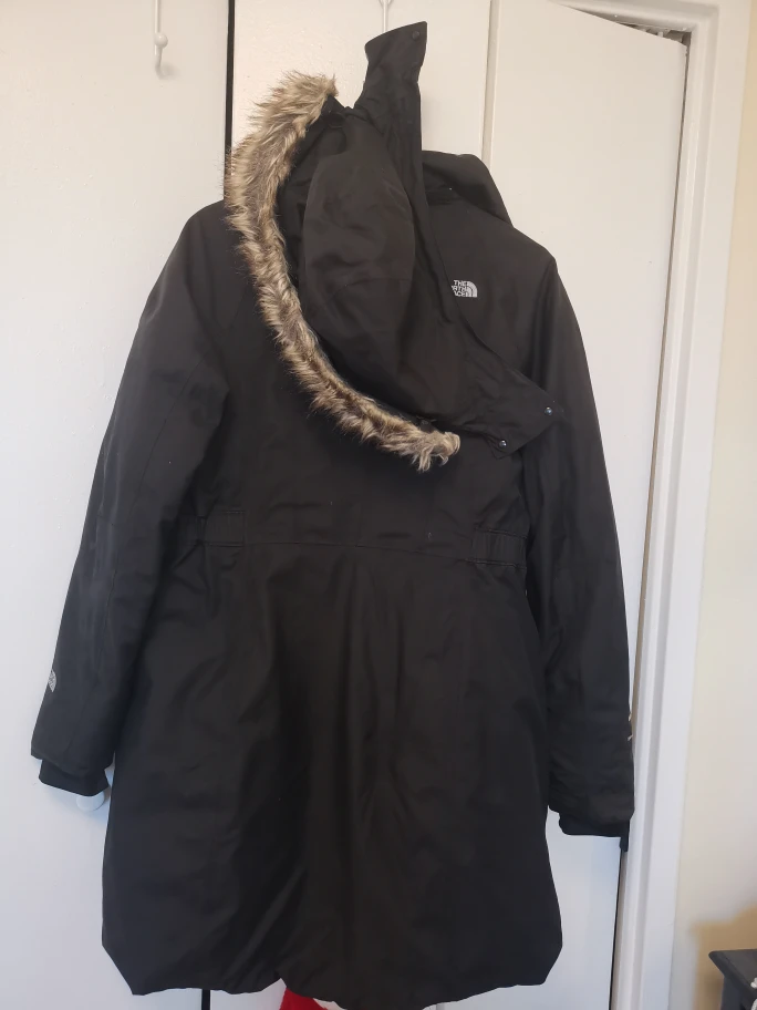 The North Face Black Winter Coat - Size M - photo 5