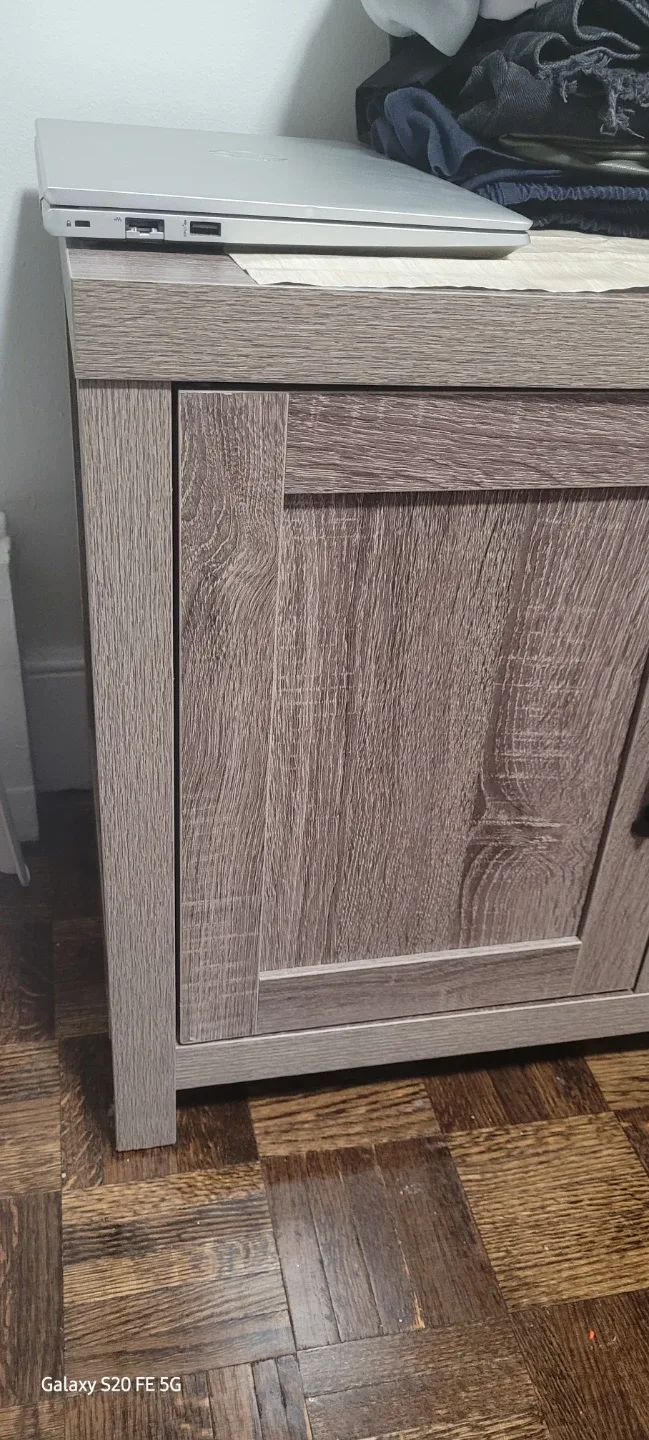 Wood Entertainment Unit / TV Stand image indicator(4)