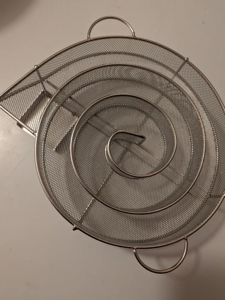 BBQ Stainless Steel Spiral Wood Chip Smoker New image indicator(4)