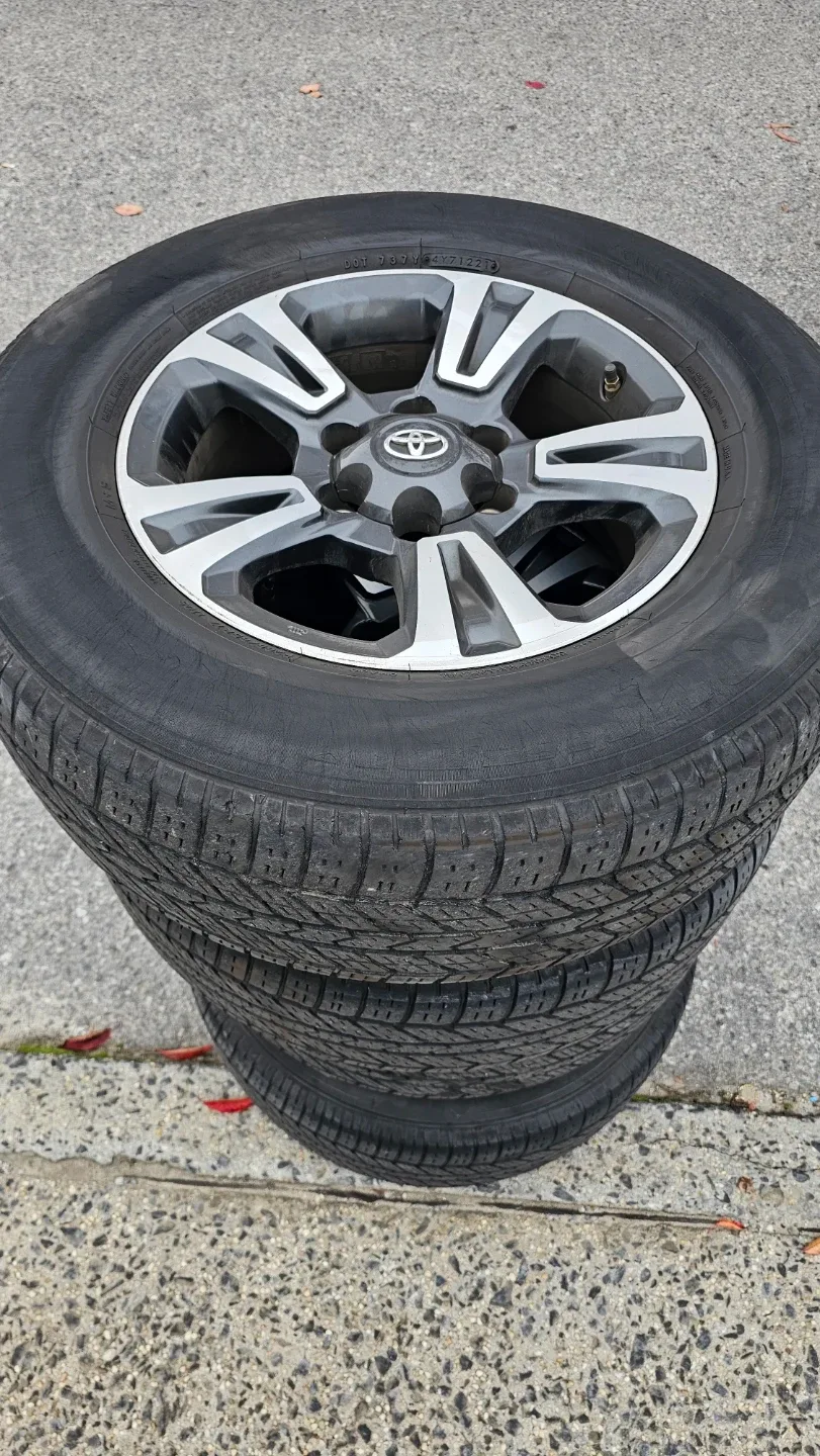 Toyota Tacoma Wheels & Winter Tires - Set of 4 image indicator(2)