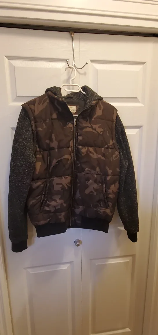 Boy Winter Jackets - Various Brands image indicator(5)
