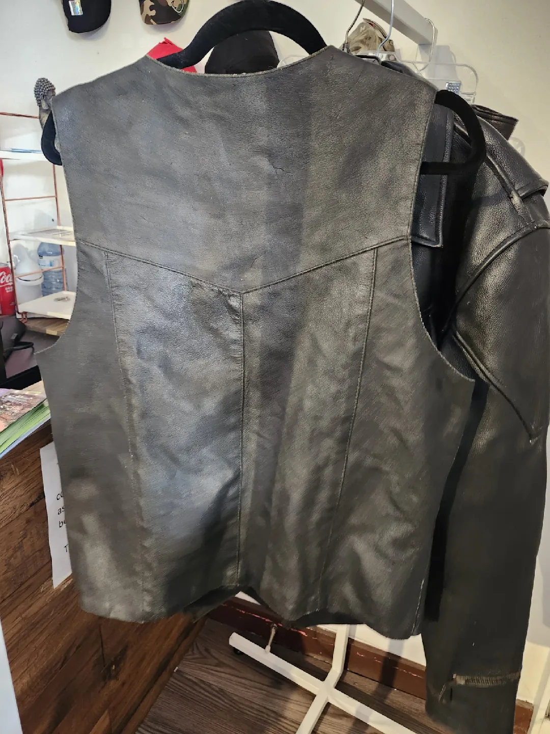 Real Leather Black Vest - Size L image indicator(2)