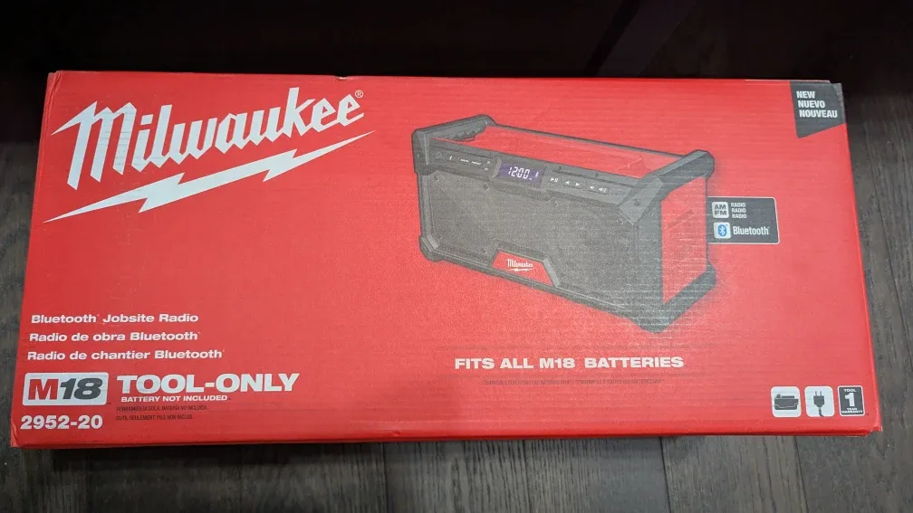 New Milwaukee M18 Bluetooth Jobsite Radio