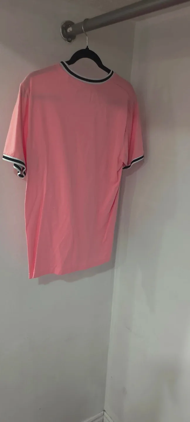 Swerve Pink T-Shirt 🥕 image indicator(2)