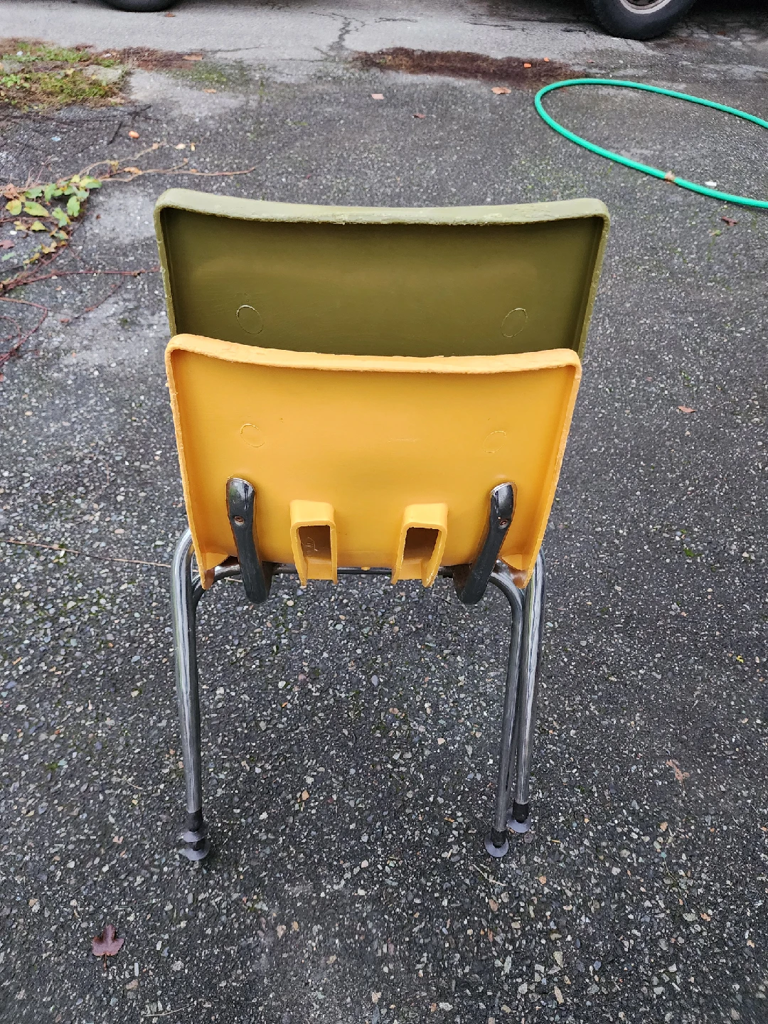 Vintage Stacking Chairs - Set of 29 pcs - photo 3