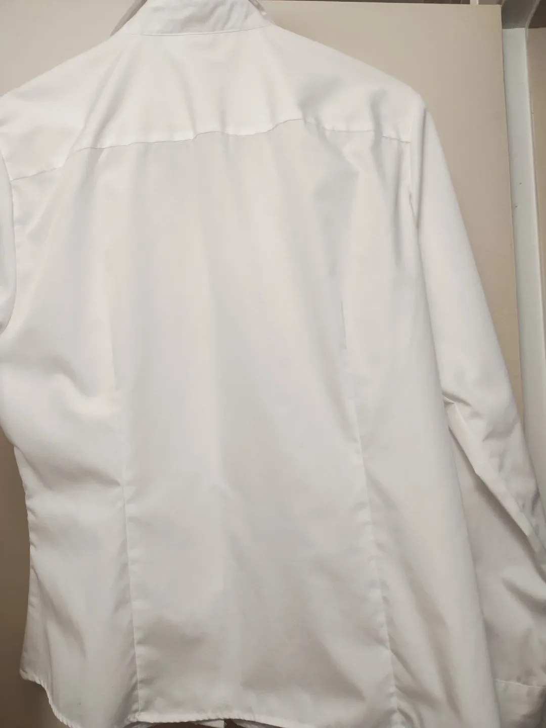 🥕Ets Haggar Petite White Button-Up Shirt - Size PM/M image indicator(4)