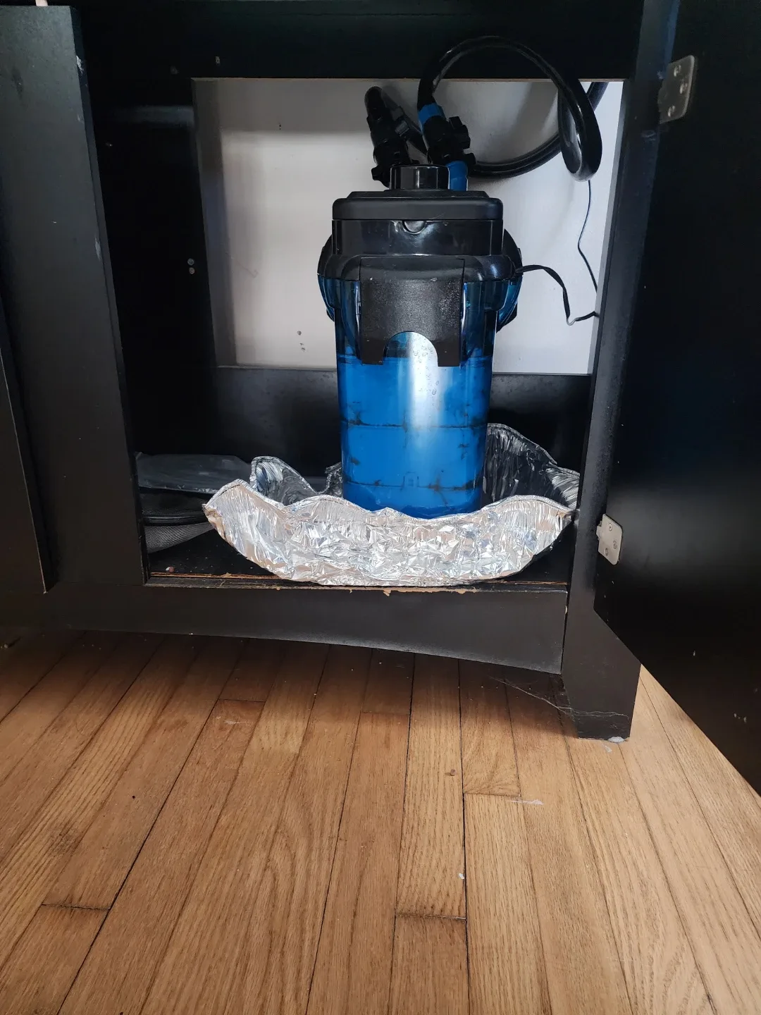 Aquarium / Fish tank with All Needed Accessories image indicator(6)