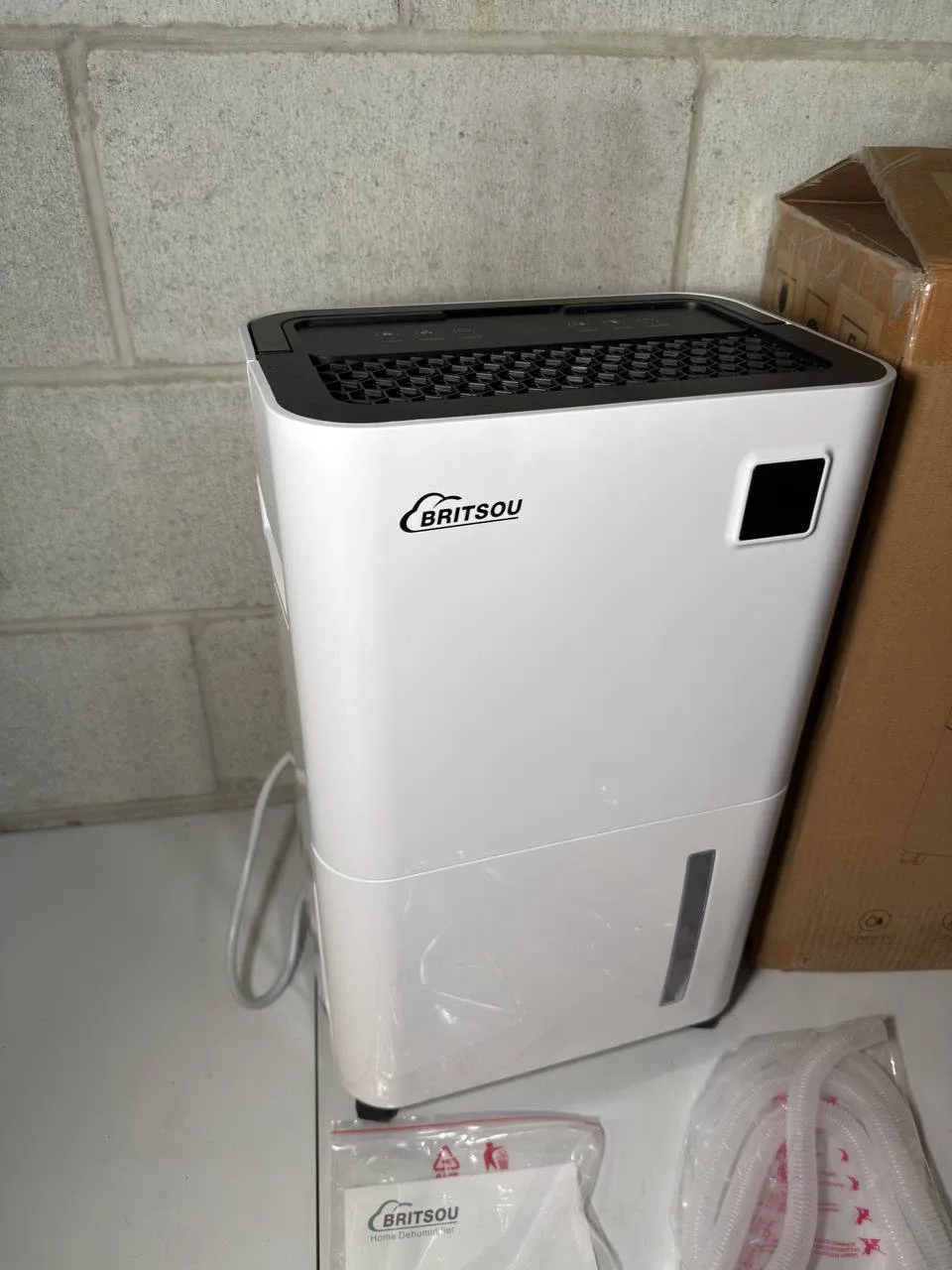 BRITSOU 50 Pints Dehumidifier Covers Up to 3500 Sq.Ft image indicator(5)