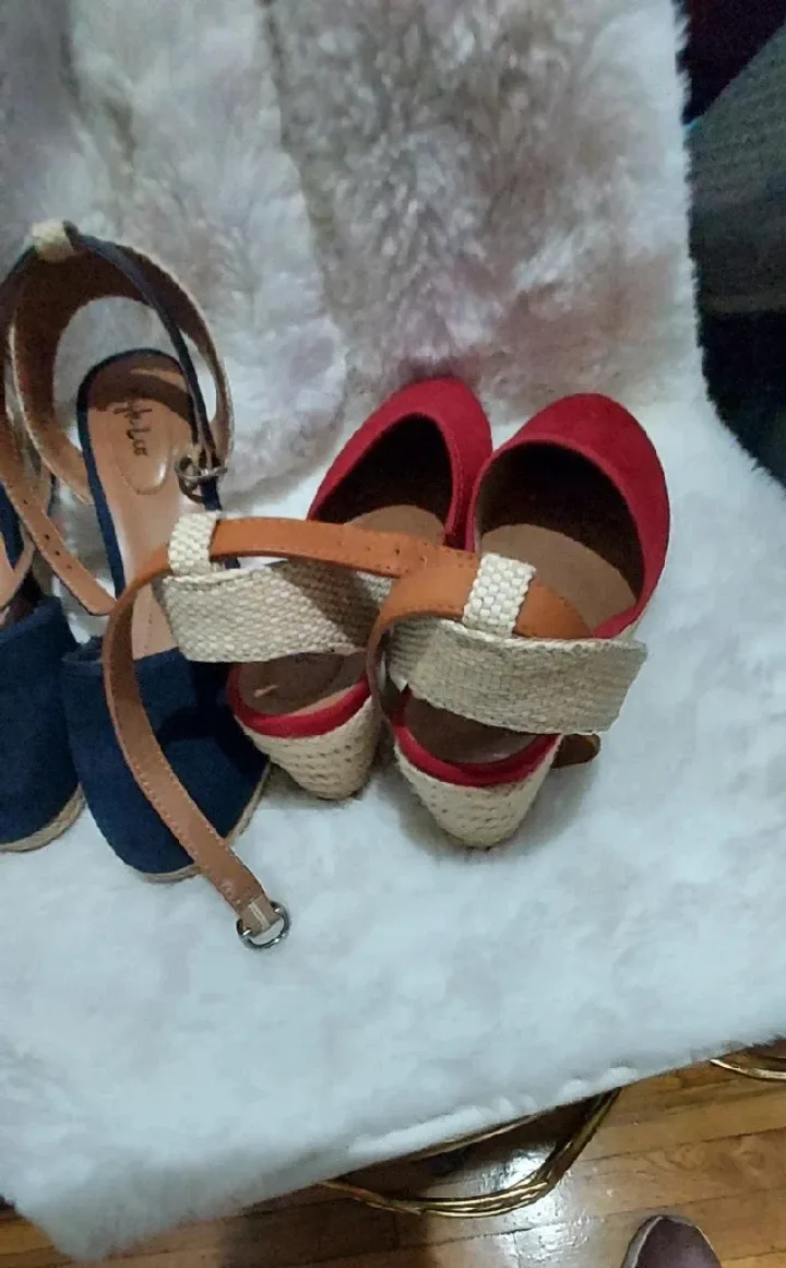 Style & Co Wedge Heels, Size 7 image indicator(2)