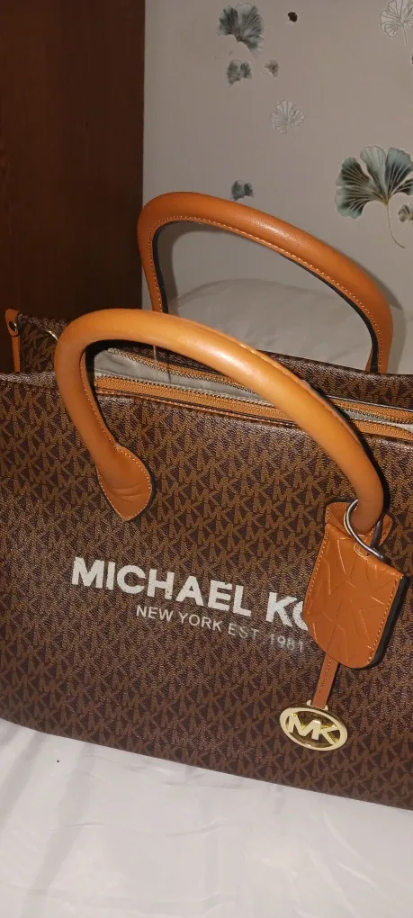 Michael Kors Tote Bag big size - Brown $70 thumbnail