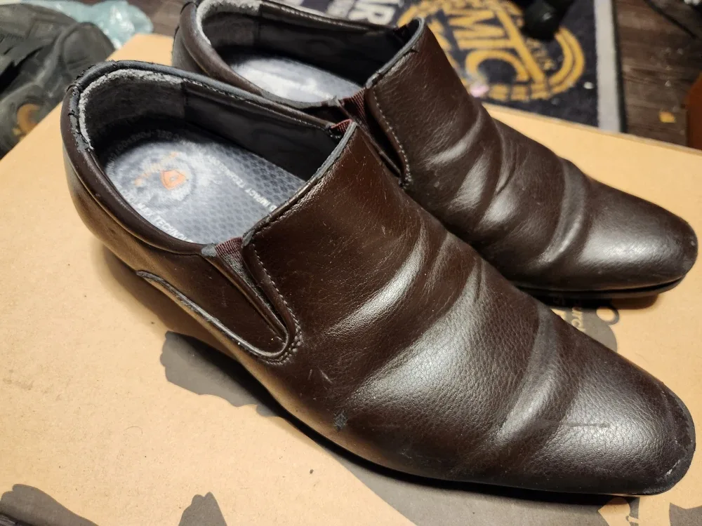 Bata Brown Genuine Leather Slip-On Dress Shoes US Men's Size 10 image indicator(4)