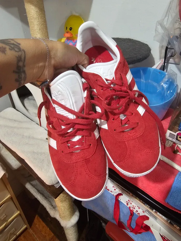Adidas Gazelle Red/White Size 5.5