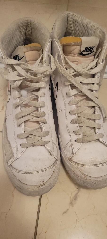 Nike Blazer Mid '77 White Sneakers - US 9 - photo 2