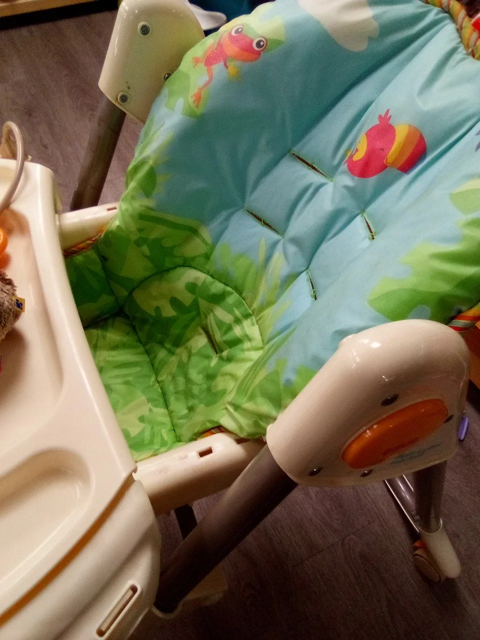 Fisher-Price Rainforest High Chair image indicator(3)