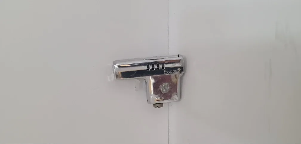 Vintage Corona Lighter image indicator(2)