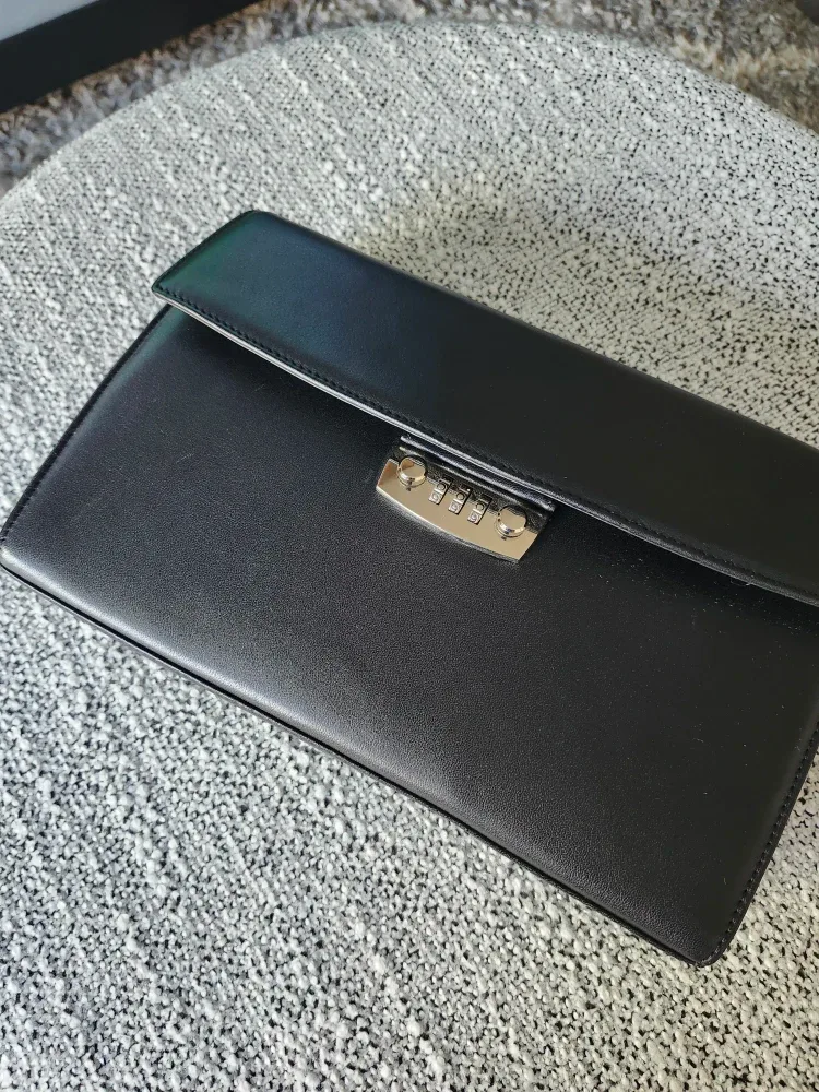 MERCEDEZ BENZ GOLD PFEILCLUTCH BLACK LEATHER image indicator(5)