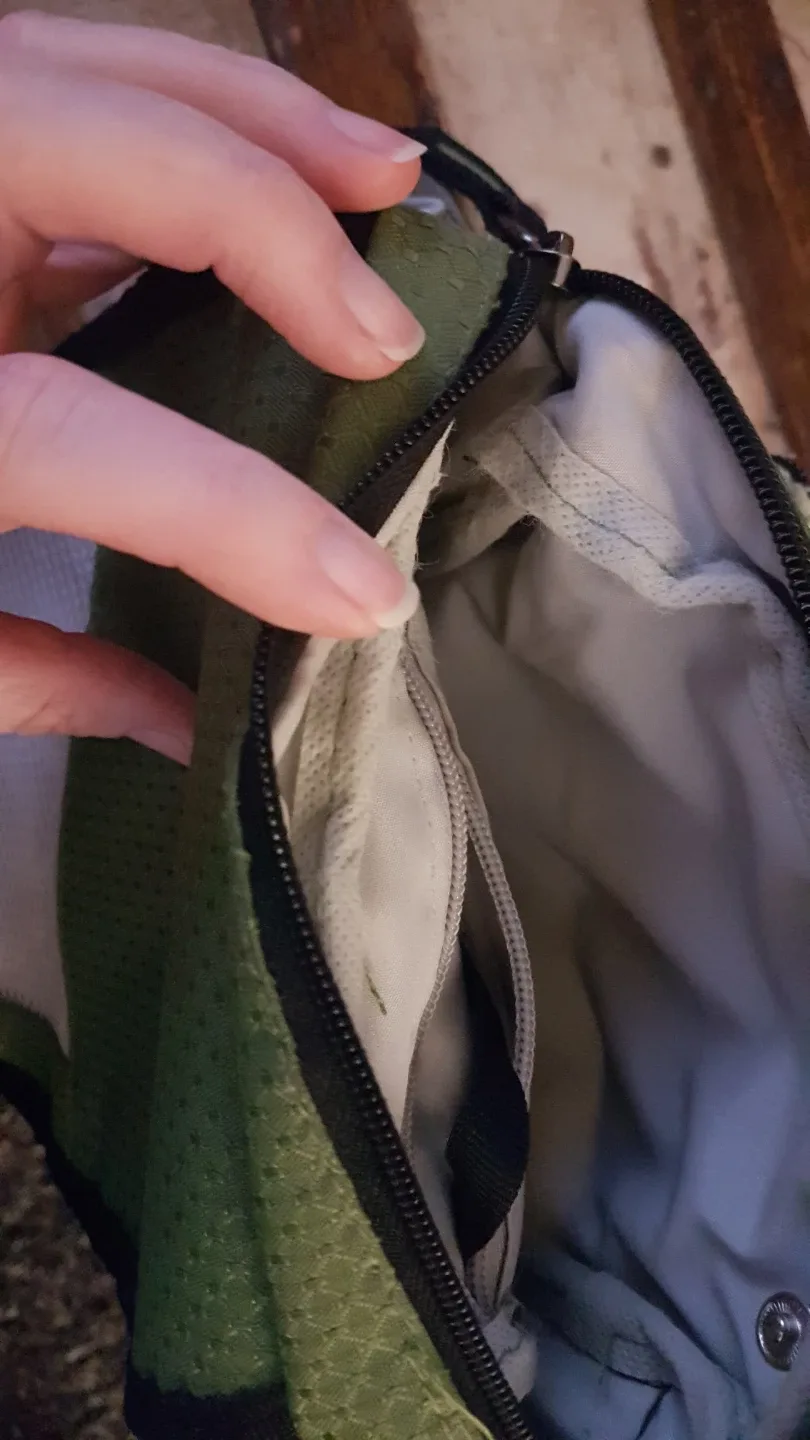 Heys Olive Green Crossbody Bag image indicator(5)