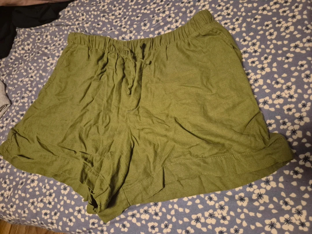 GAP Green Shorts - Size M - photo 2