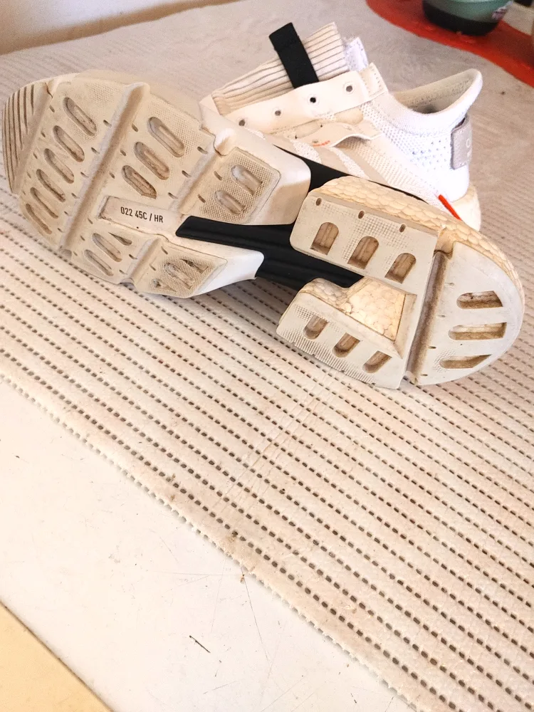 Adidas Pod-S3.1 White Sneakers image indicator(2)