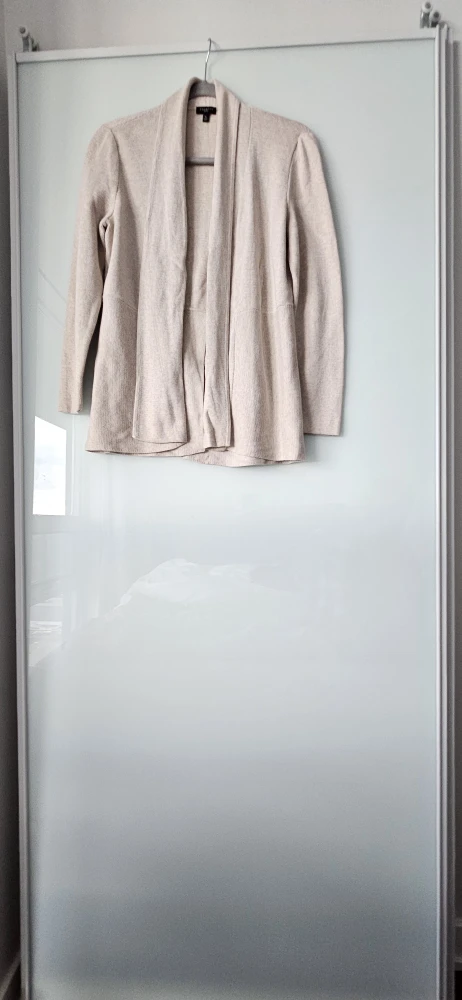 Talbots Winter or Spring Cardigan Sweater - Size Small - photo 4