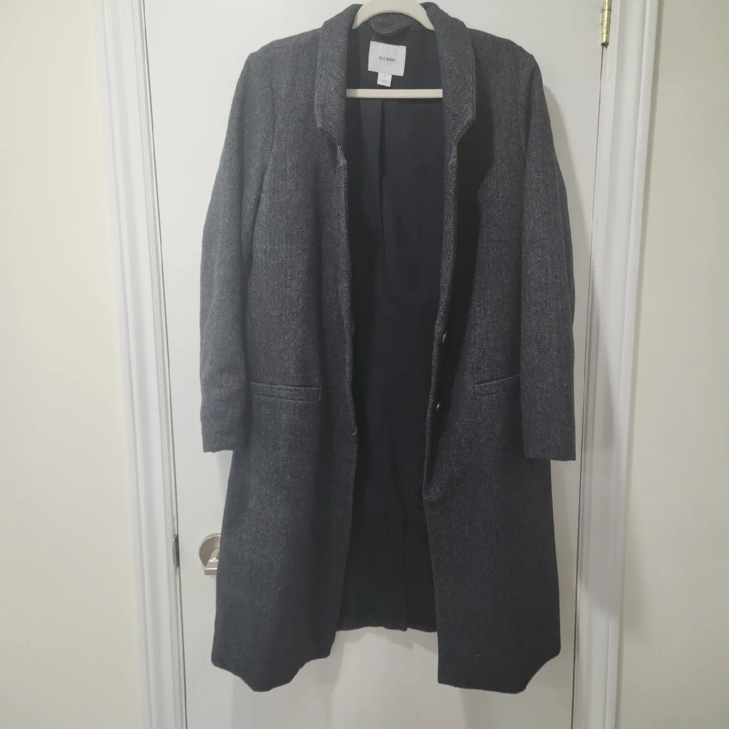 Old Navy Grey Herringbone Wool Blend Coat image indicator(5)