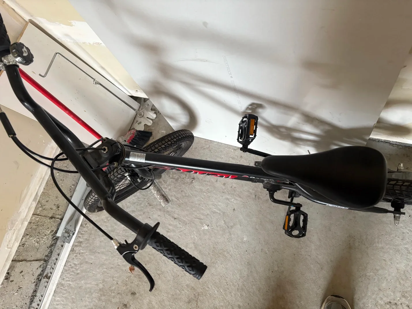 Razor Raven BMX Bike - Black thumbnail