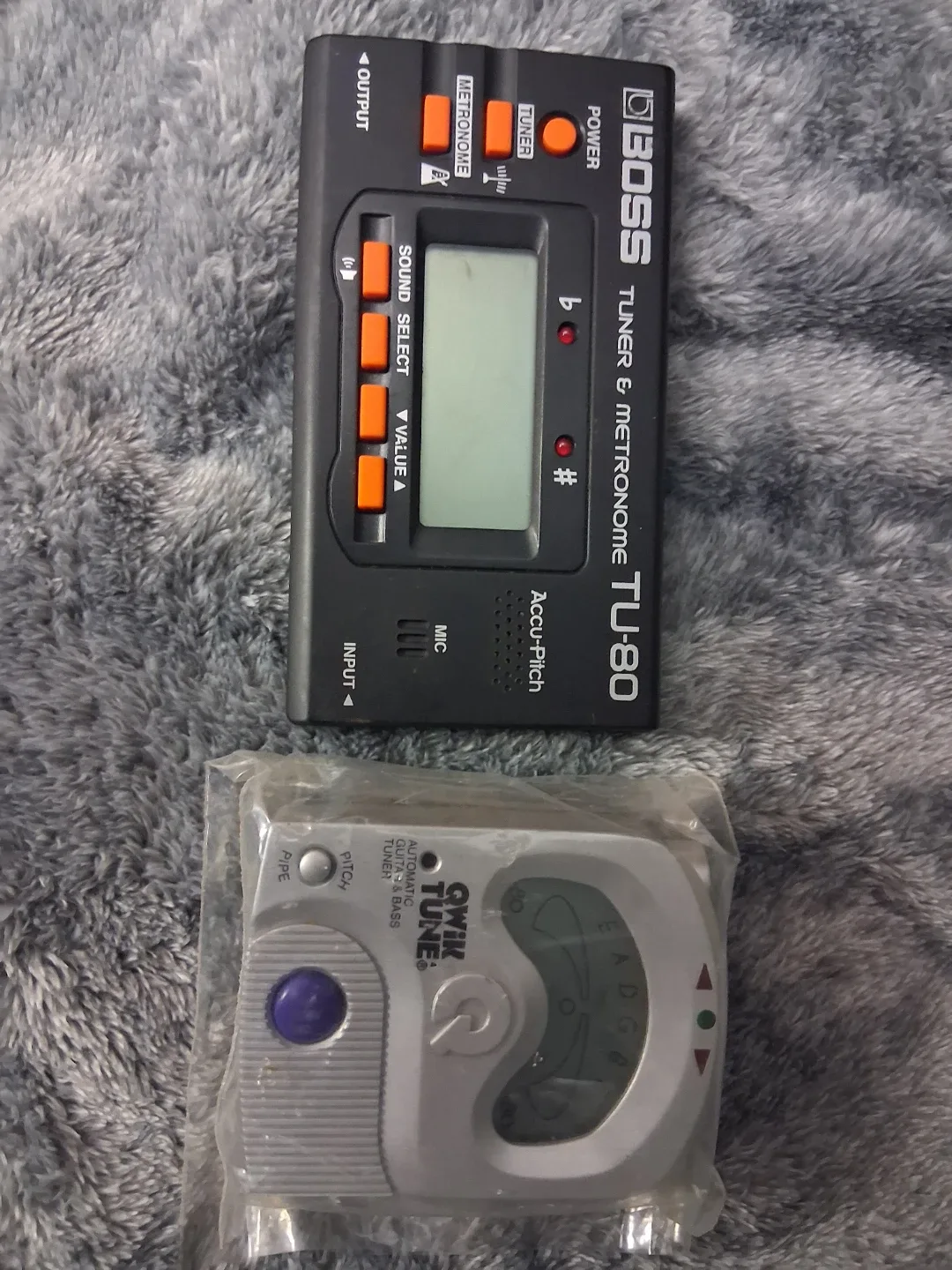 BOSS TU-80 Tuner & Metronome + Qwik Tune
