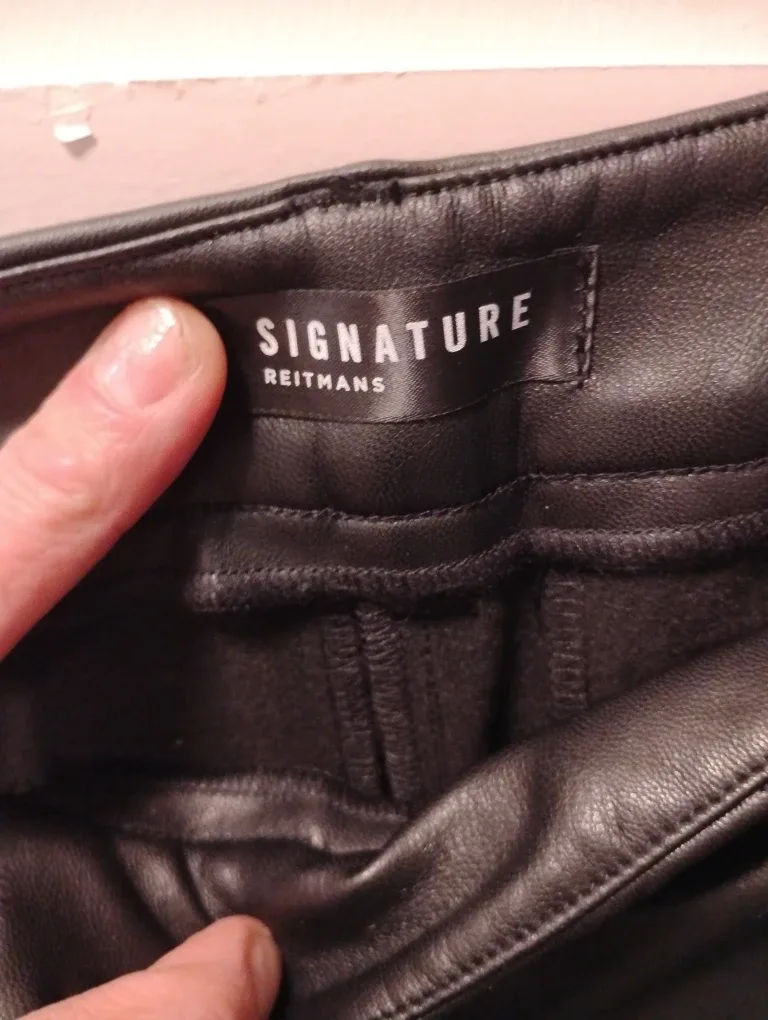 Signature Reitmans Black Faux Leather Pants - Size 12 image indicator(3)