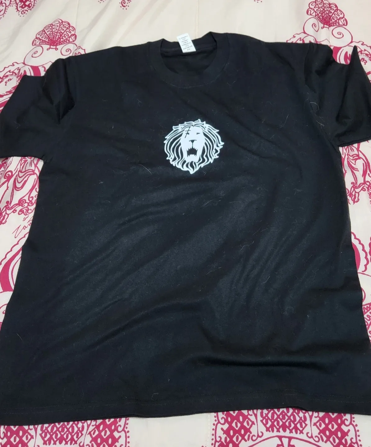 Black T-Shirt with Graphic Print image indicator(2)