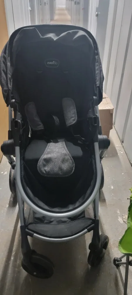 Evenflo Stroller - Great Condition! image indicator(2)
