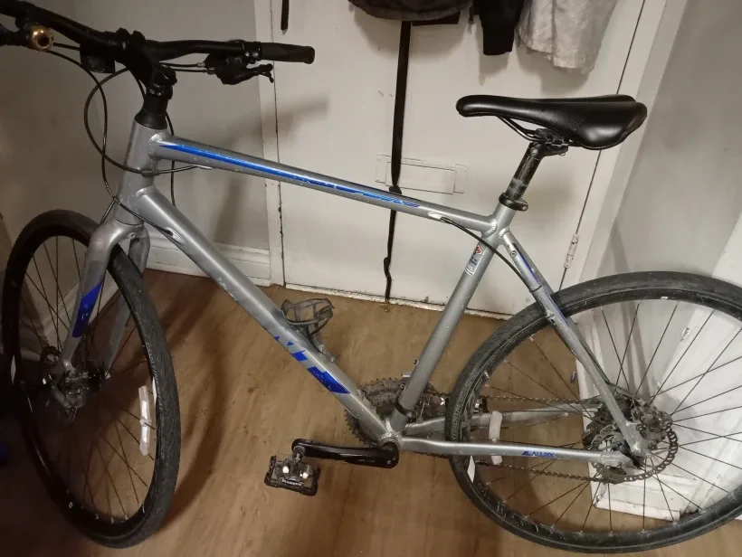 Giant escape Bike - Silver/Blue thumbnail