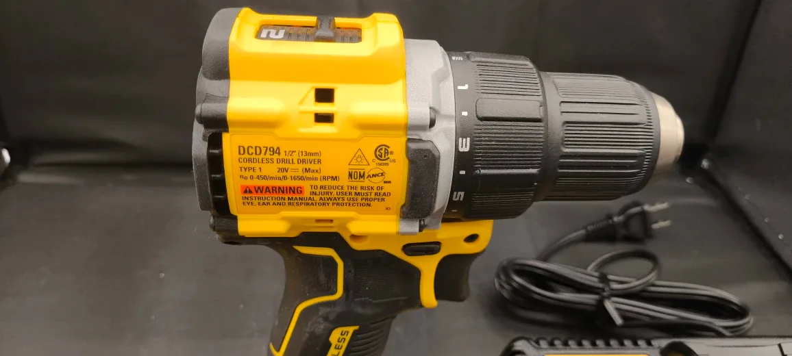 Dewalt DCD794 Cordless Drill Driver Kit w/ Battery & Charger image indicator(4)