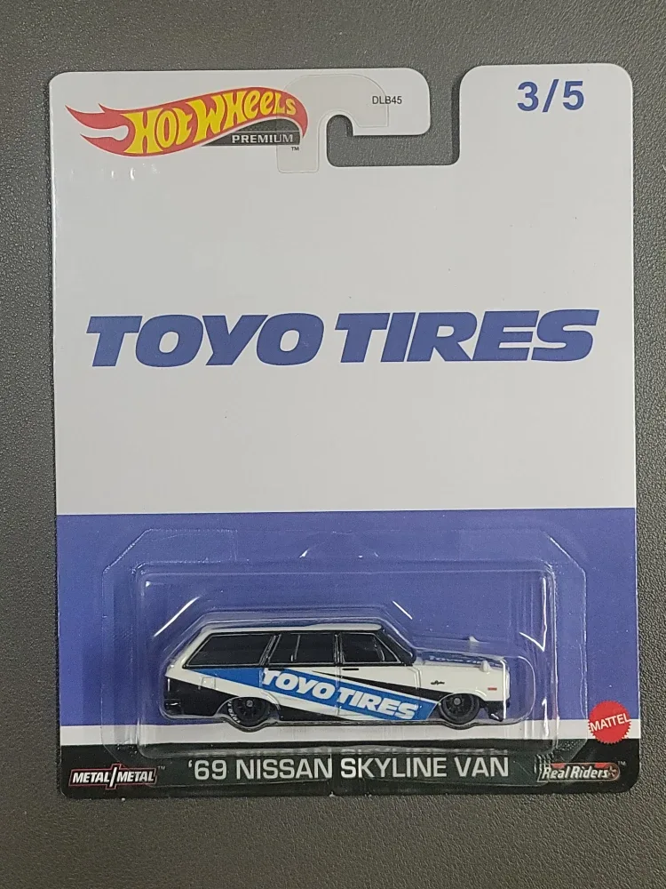 Hot Wheels Premium '69 Nissan Skyline Van - Toyo Tires