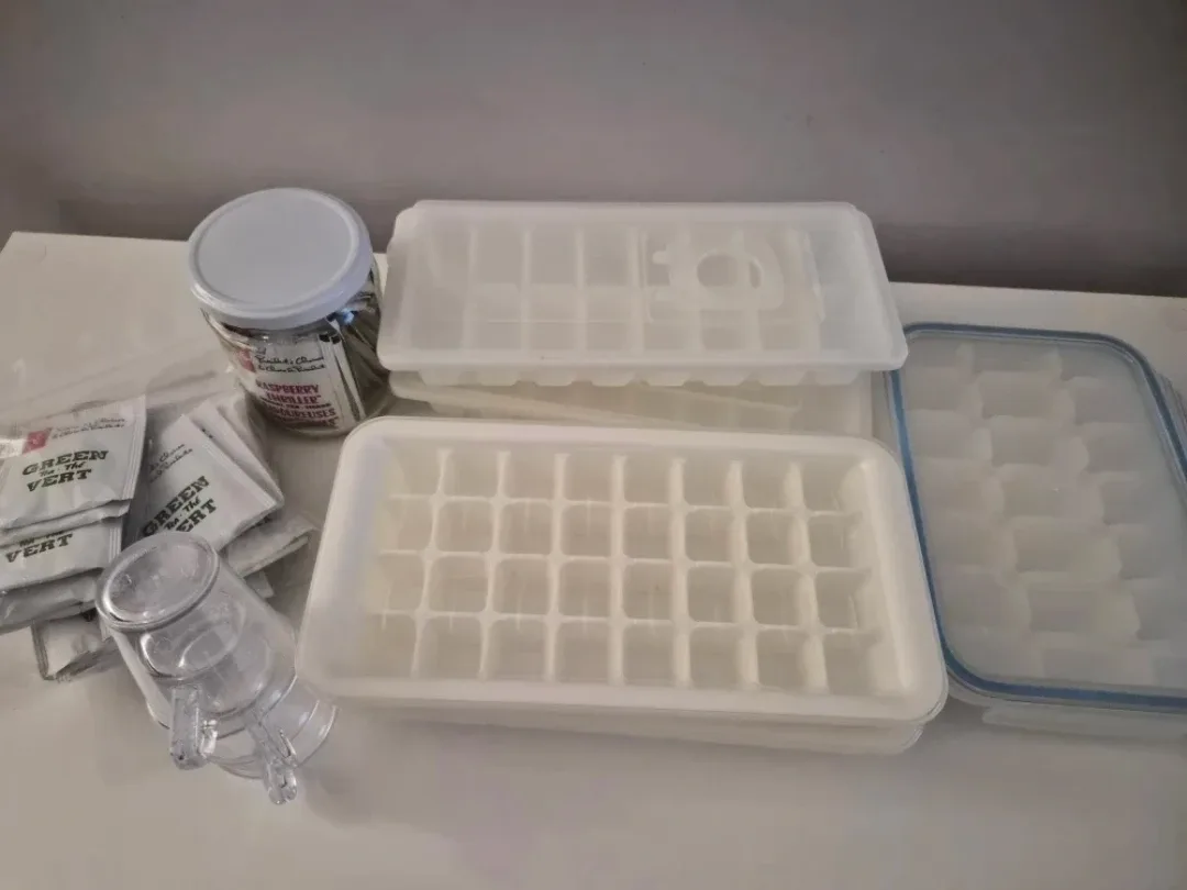 Ice Cube Trays and Tea