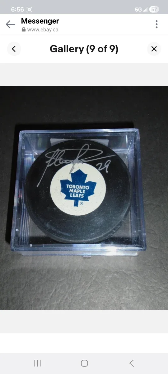 Signed Toronto Maple Leafs Hockey Puck, Felix Potvin image indicator(10)