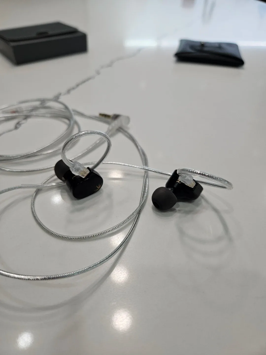 Moondrop Chu 2 Earbuds (with adapter) image indicator(2)