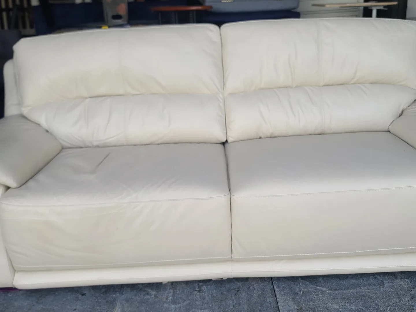 Cream Leather Sofa Set image indicator(7)