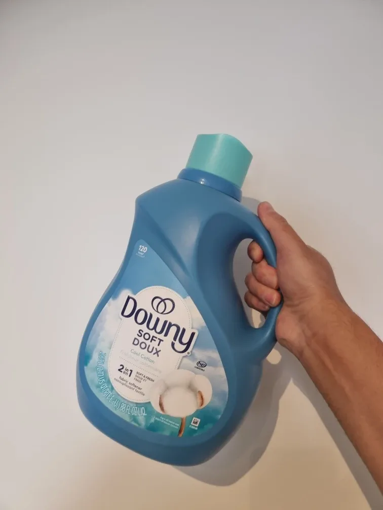 Downy Soft Doux Cool Cotton Liquid Fabric Softener