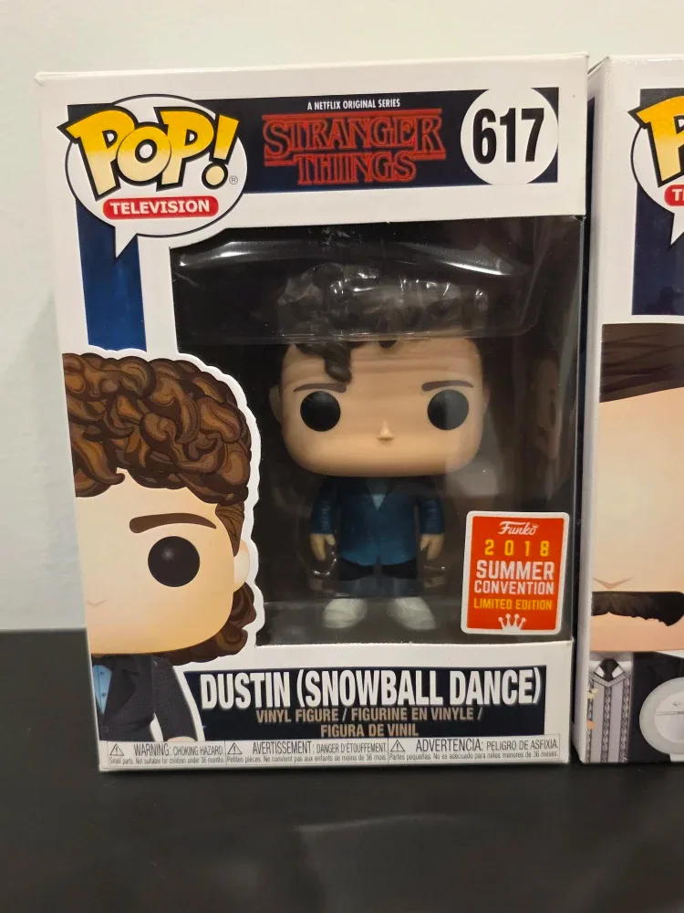 Funko Pop Stranger Things Dustin & Mr. Clarke image indicator(3)