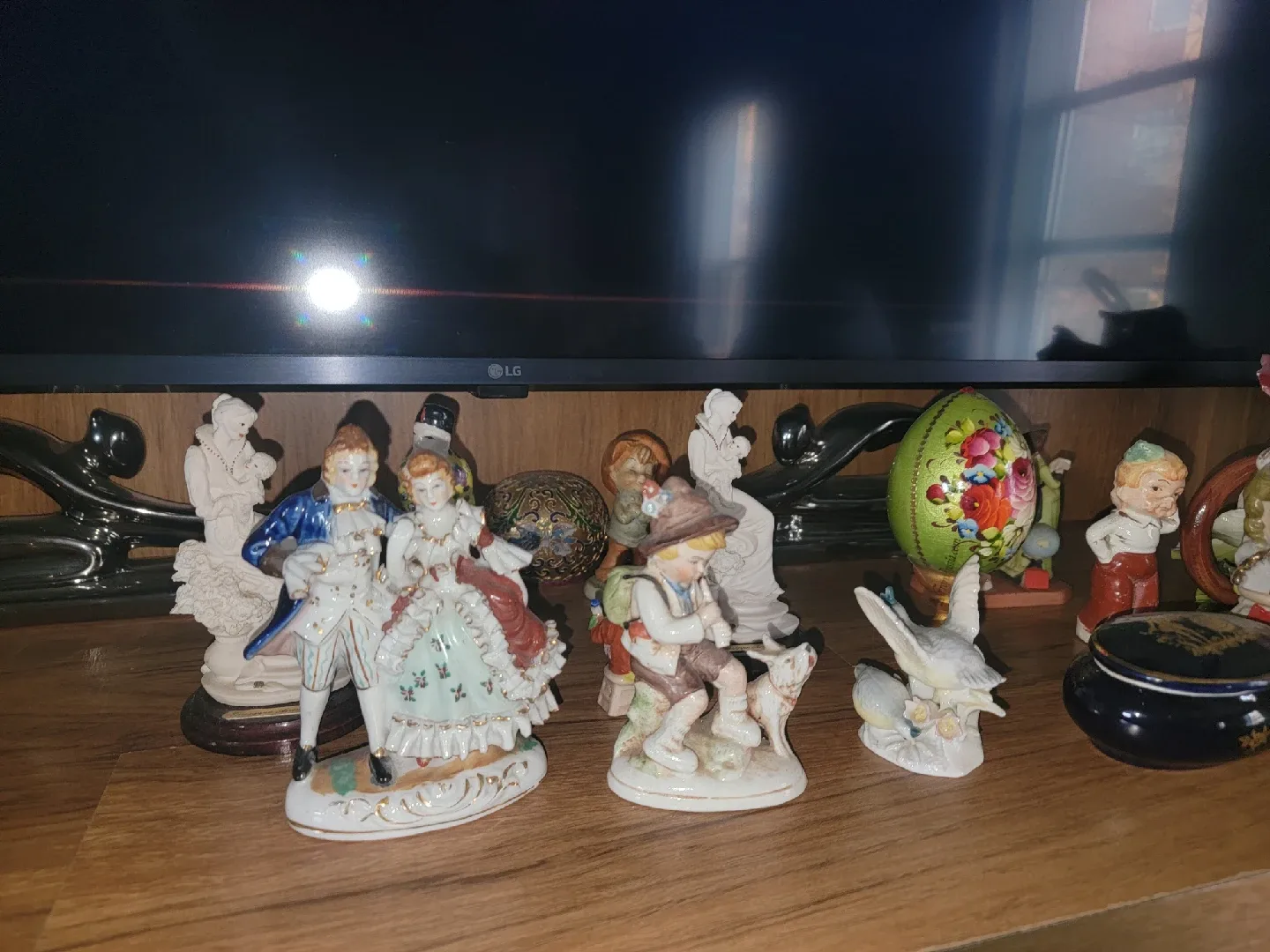 Vintage Porcelain Figurines Collection Estate sale image indicator(2)