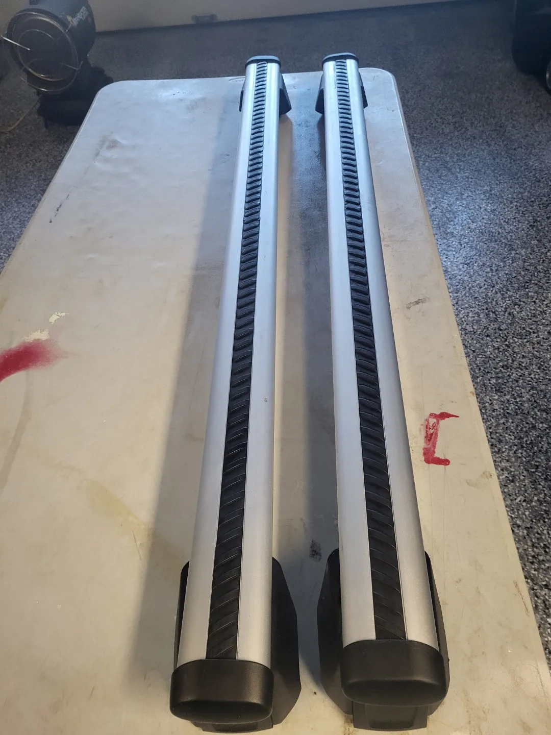 AUDI Q5 Silver Roof Rack Cross Bars