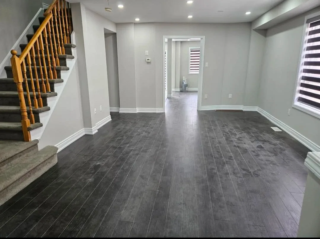 4 bedroom 2.5 bathroom house on rent image indicator(6)