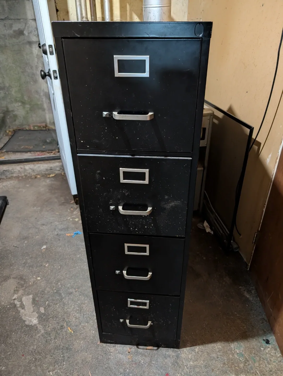 Black 4-Drawer Filing Cabinet image indicator(2)
