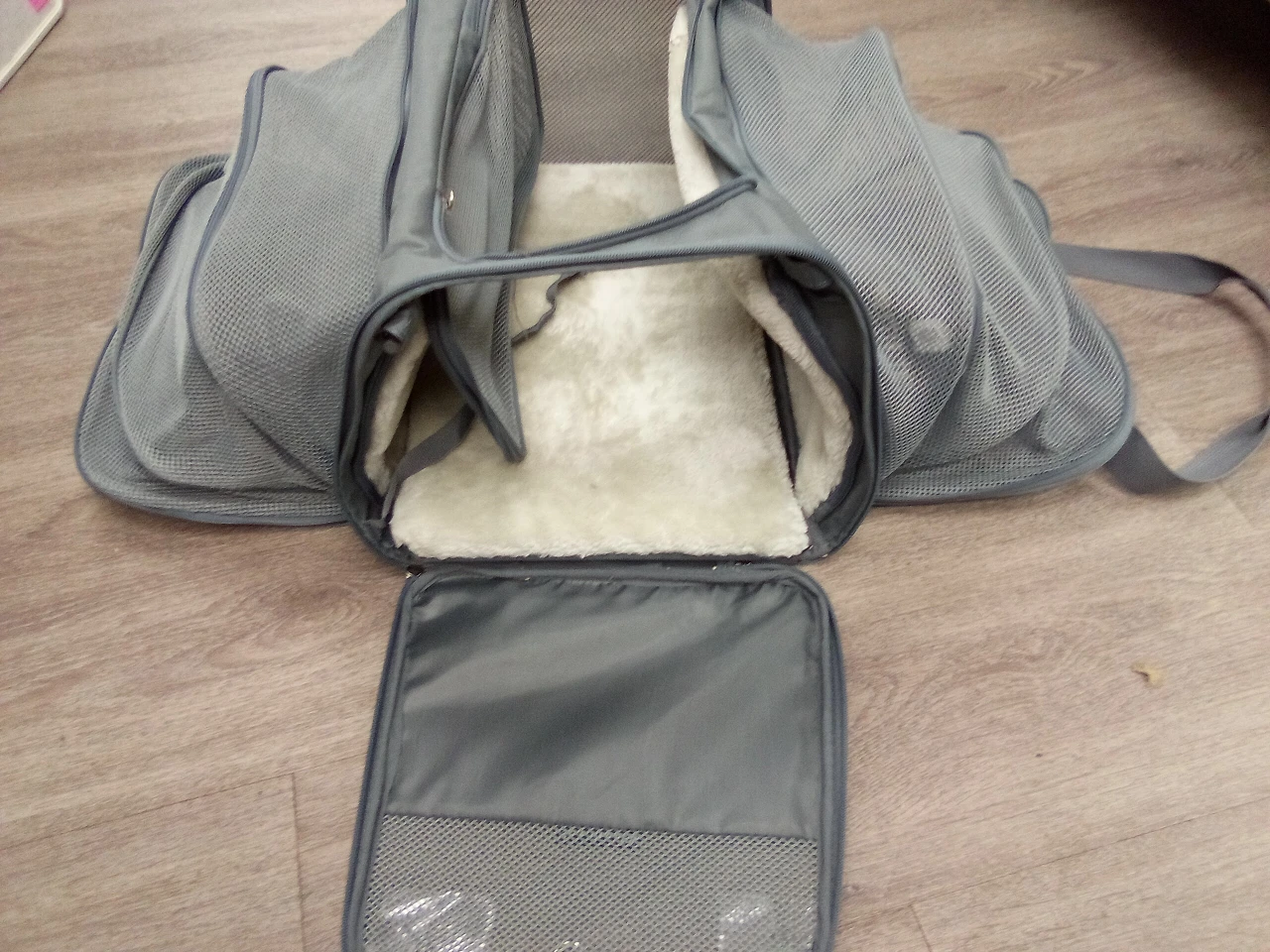 Jet Sitter Pet Carrier - photo 3