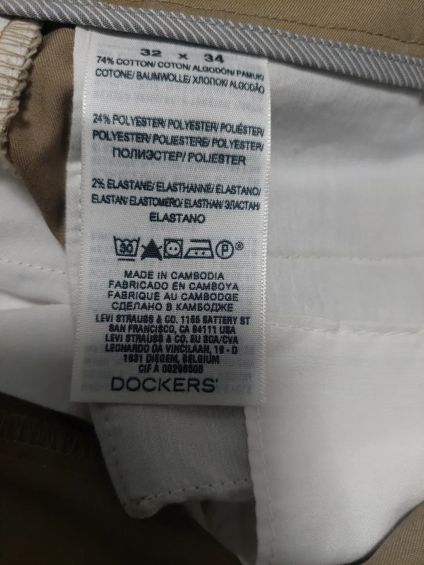 Dockers Iron Free Khaki Pants, 32x34 image indicator(3)