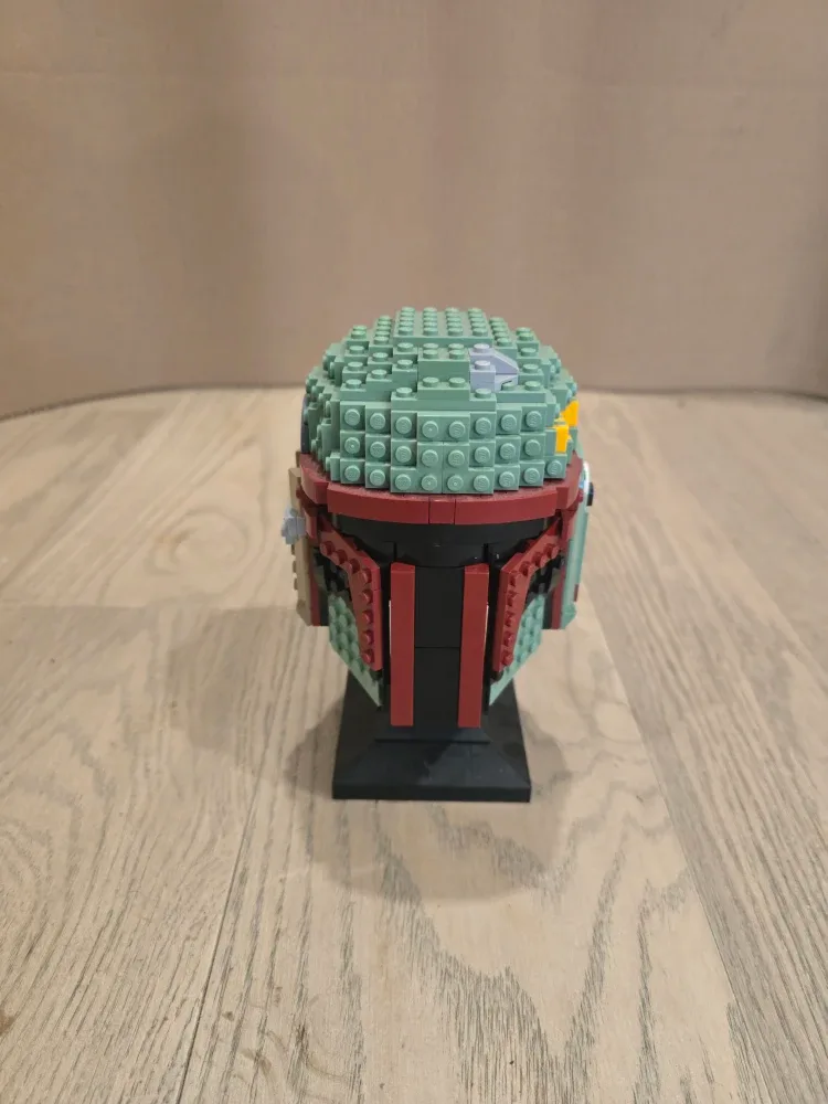 LEGO Star Wars Boba Fett Helmet image indicator(2)