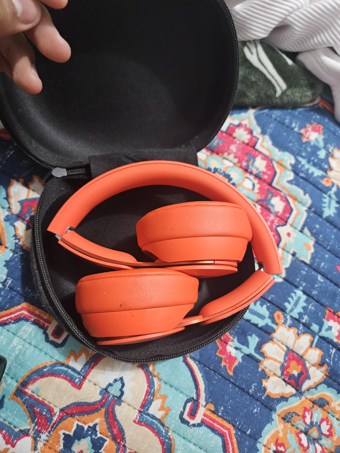 Beats Solo Pro Wireless Headphones - Orange